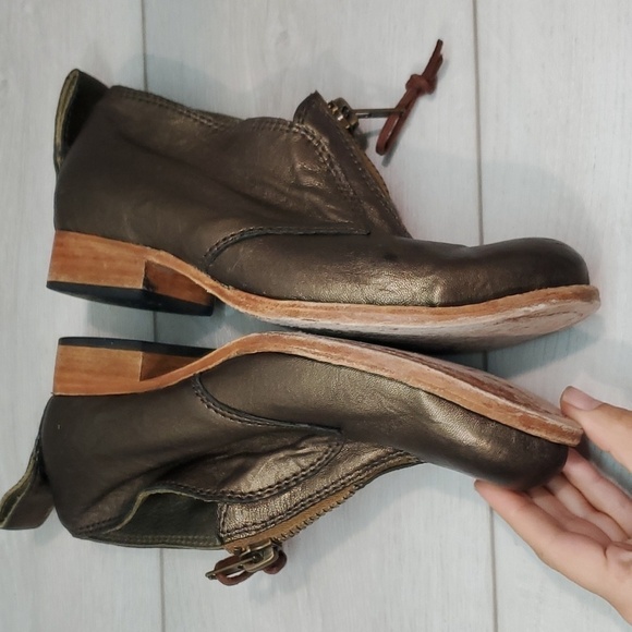 Free People Jim Barnier Womens Boho Leather Moto Heels shoes sz 9.5 USA - Picture 12 of 16